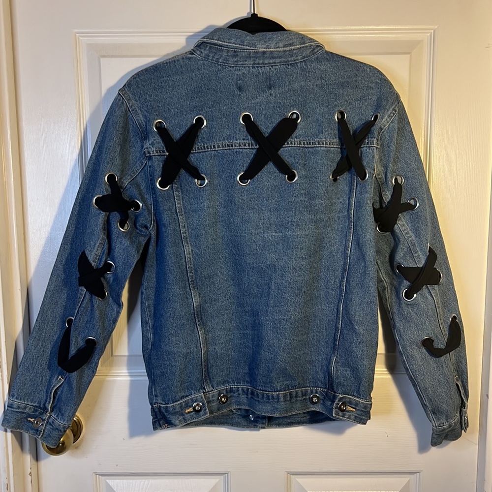 Love Tree women’s denim jacket (S to M?) - Picture 2 of 10